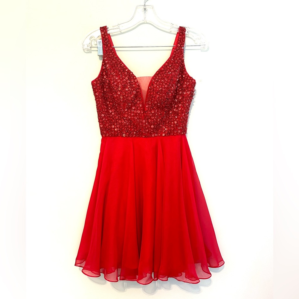 Belle Holiday - Shimmering bodice, Chiffon Sherri Hill Red Party Dress